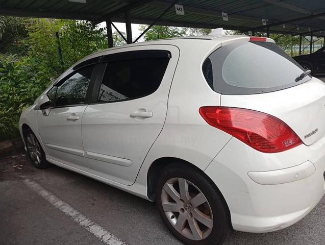 2011 Peugeot 308 1.6 CC THP (A) - 5