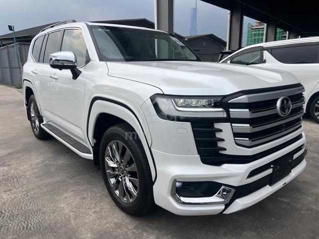 LC300 5A S/Roof 2024 Toyota LANDCRUISER 3.4 ZX - 1
