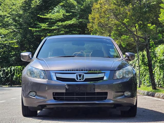 MAY 2010 HONDA ACCORD 2.0 (A) VTi TipTop 1 Owner - 2