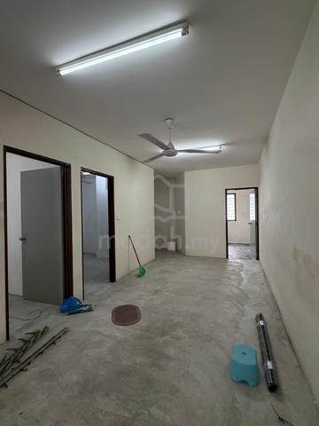 Taman Merak Single Storey Unit at Simpang Ampat Unfurnish for Rent 1