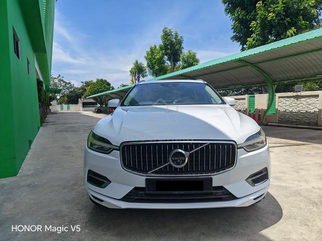 2019 Volvo XC60 2.0 T8 INSCRIPTION PLUS - LIKE NEW - 1