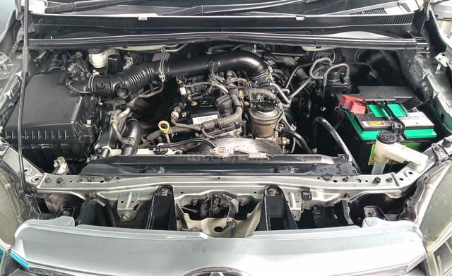 2017 Toyota Innova 2.0 G (A) Premium 8 Seaters - 3