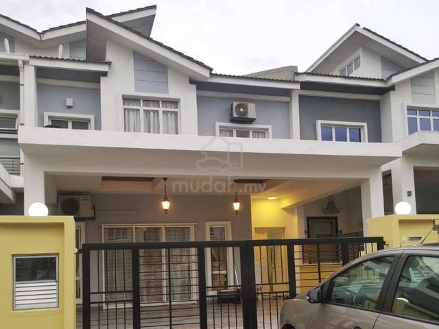 2 Storey Superlink D'Kayangan, Seksyen 13, Shah Alam 1