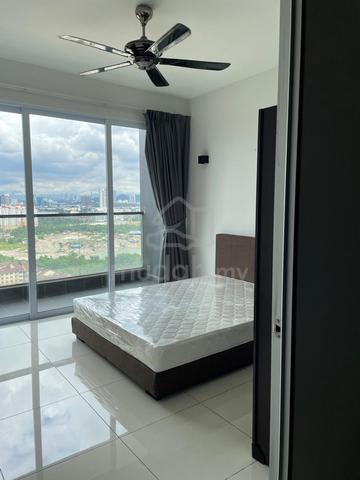 Near LRT | Balcony Room @ Aurora Residence Puchong Prima 1
