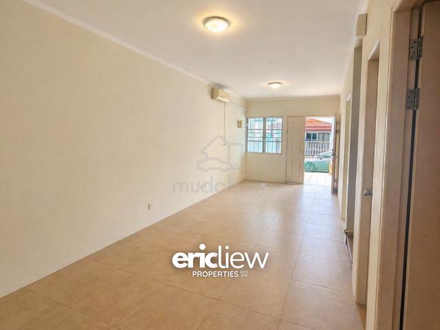 1 1/2 Storey Terrace House at Heritage Garden, Gita Satok 1