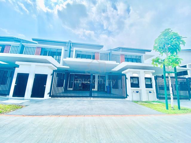 Next To Playground Extended 2 Storey Elmina Green 3 Elmina West 1