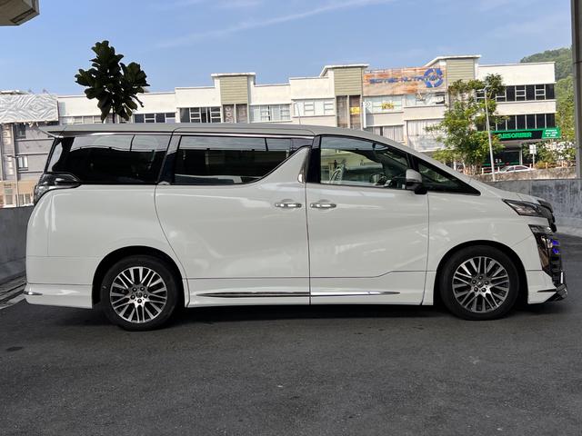 Toyota VELLFIRE 2.5 ZG EDITION (A) 3YEARS WARRANTY - 5