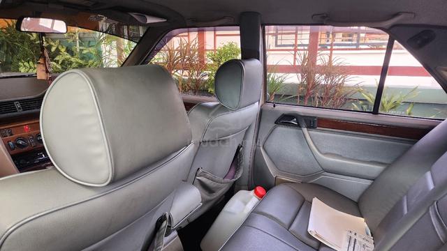 1996 Mercedes Benz 200E 2.0 W124 (A) - 5