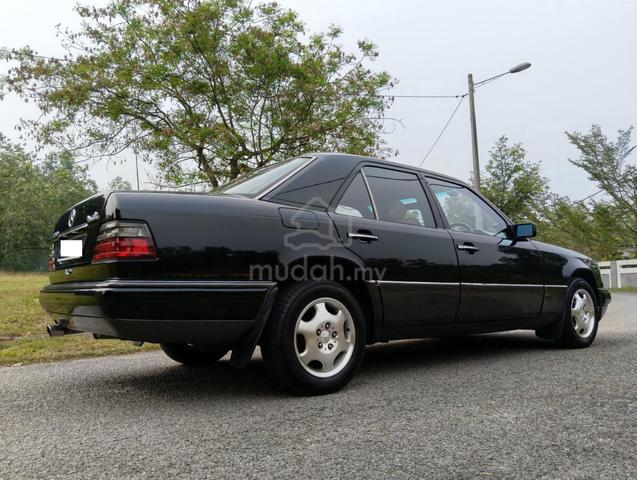 1995 Mercedes Benz 280E 2.8 W124 (A) - 2