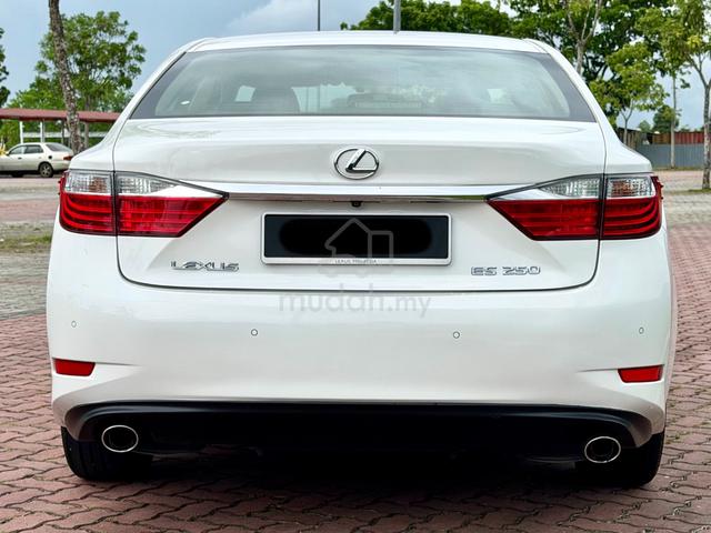 2015 Lexus ES250 2.5 LUXURY FACELIFT (A) - 5