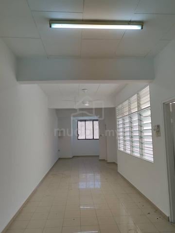 Shop House 3rd floor at Jalan Kajang 1