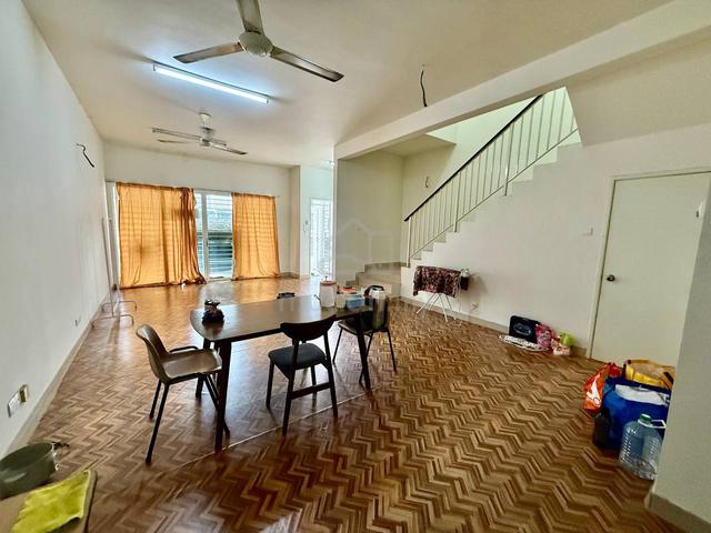 Double Storey Terrace SP1 Bandar Saujana Putra Selangor 1