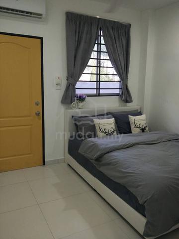 Rooms to let @Old Klang Road/Sek18,walking distance to Jln Templer KTM 2