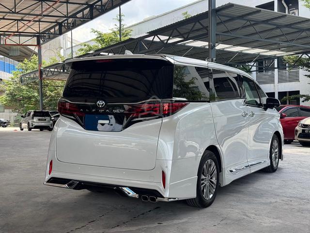 2024 Toyota ALPHARD 2.5 Z Low Mileage 17k - 2