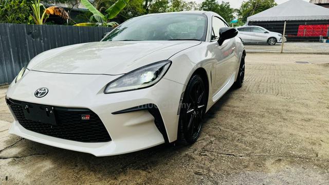 2022 Toyota GR86 2.4 RZ (A) GRADE 5A ORI (7009 KM) - 3