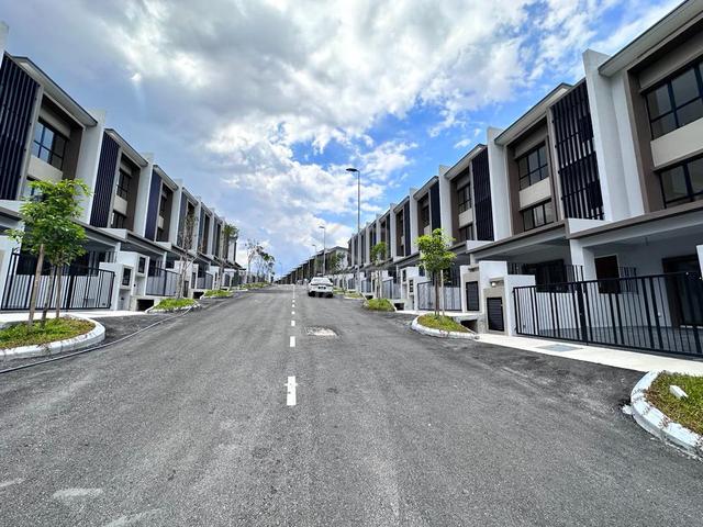 TERMURAHHH, 3 Storey Terrace, Nassim Height, Okay Bestari, Ampang 1