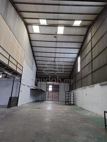 ulu tiram desa jaya intermediate semi detached factory vacant now 1