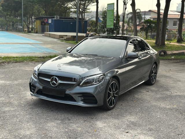 2020 Mercedes Benz C300 AMG GOOD CONDITION! - 4