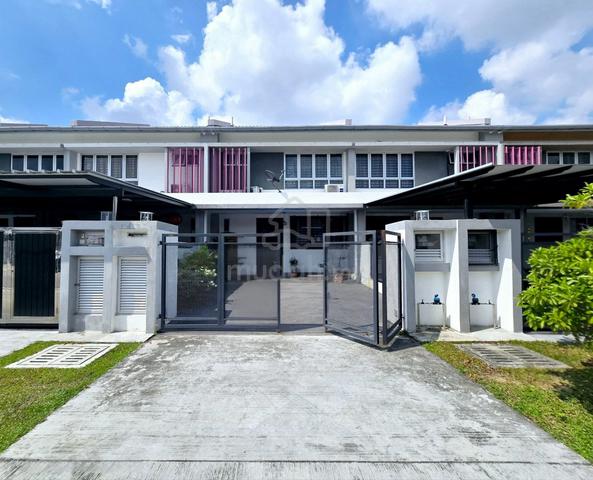 FACING NORTHβ2 Storey Intermediate KYRA, Bandar Bukit Raja, Klang. 1