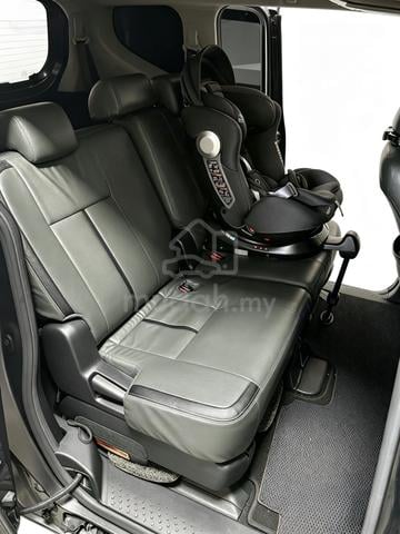 2017 Toyota SIENTA 1.5 V (A) - 5