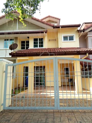 Bilik Single Teres Jln Kristal, Sek 7 – Berhampiran i-City & UiTM 1