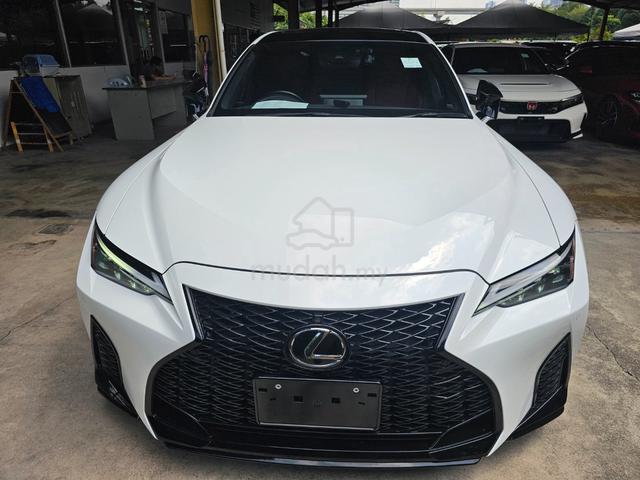 2021 Lexus IS300 2.0 F-SPORT SUNROOF 360 BSM UNRE - 4