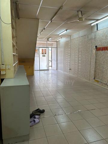 Puncak Kinrara, Puchong, Jalan Tkk 2/2 (Shop 22x80sf) 4
