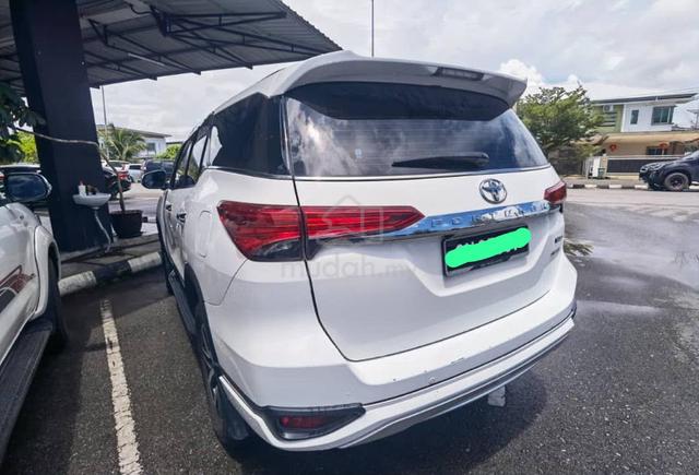 2019 Toyota FORTUNER 2.7 SRZ 4X4 2TR-FE (A) - 4