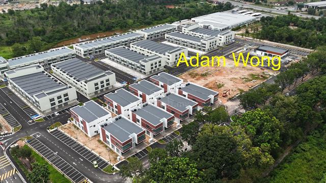 FACING MAINROAD 2 Sty Semi D Shoplot Bandar Puteri Jaya Business Park 1