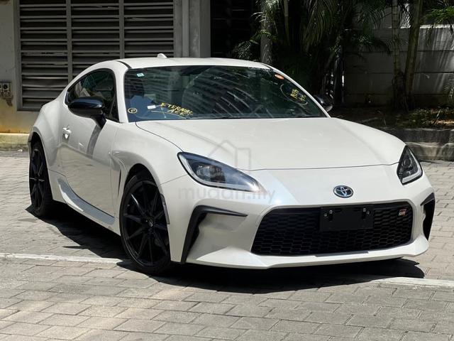 2022 Toyota GR86 2.4 RZ (A) GRADE 4.5B | 17K KM - 1