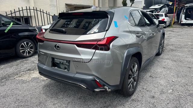2021 Lexus UX200 2.0  F SPORT - 4