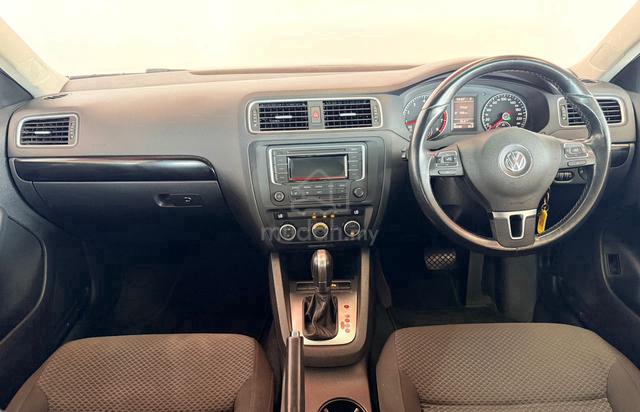 ORI2015 Volkswagen JETTA 1.4 TSI SPORT ONE OWNER - 5