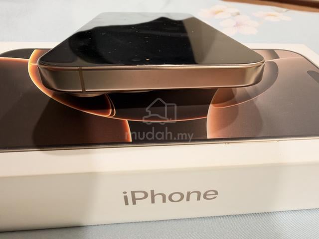 iPhone 16 Pro Max - photo 2 of 6