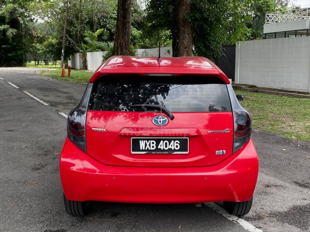 2012 Toyota PRIUS C 1.5 (HYBRID) (A) - 4