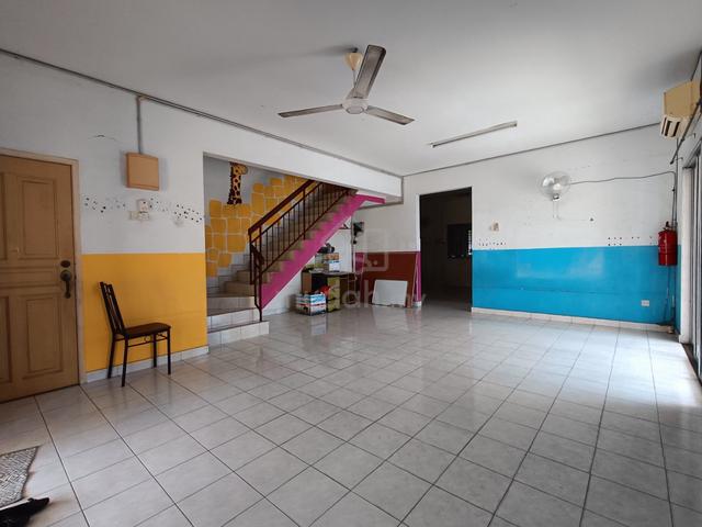 BIG CORNER LOT 6R4B EXTENDED 2STY Bandar Bukit Tinggi Klang For Rent 1