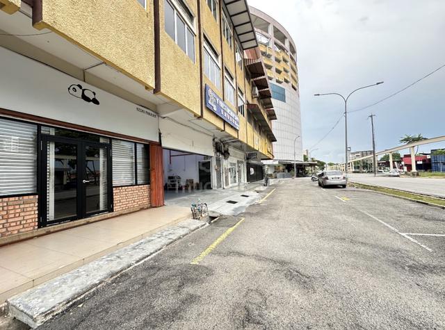 Ground floor Shoplot at Jalan Tun Ali Melaka City Hang Tuah River side 1