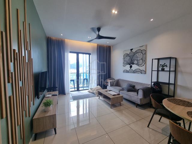 Queens Residences Q1 @ Queens Waterfront 1