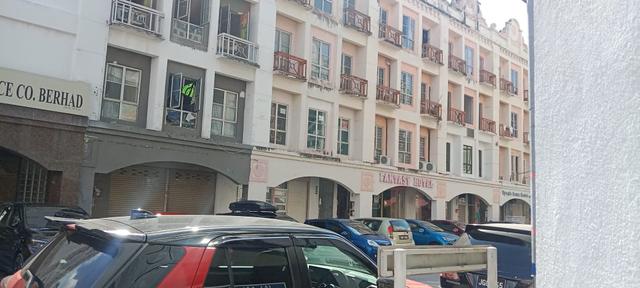 PLAZA MAHKOTA 1st floor Office in MELAKA for HOT SALE!!! 1