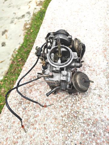 Nissan Venette C22 Carburetor - photo 4 of 6