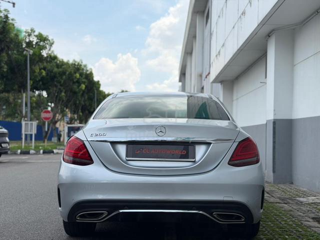 2020 MERCEDES BENZ C200 AMG LINE 1 OWNER L/Mileage - 5