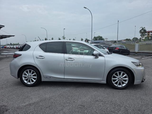 2013 Lexus CT200H 1.8 (HYBRID) (A) - 5