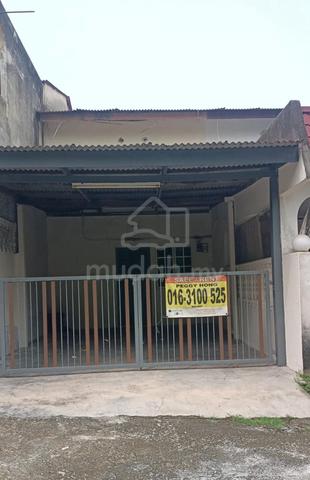 Last Unit! 2 Storey Terrace House @ Taman Bangi Indah Kitchen Extended 1
