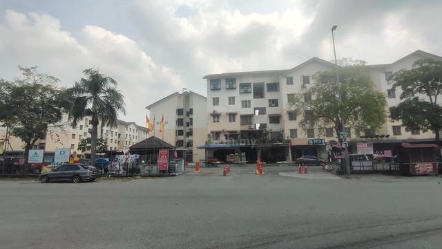 Shop Lot Seri Ayu Apartment good investment 1