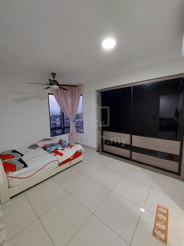 Woodsbury Suites @ Harbour Place 1