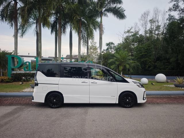 2022 Nissan SERENA PREMIUM HIGHWAY STAR 2.0L (A) - 4
