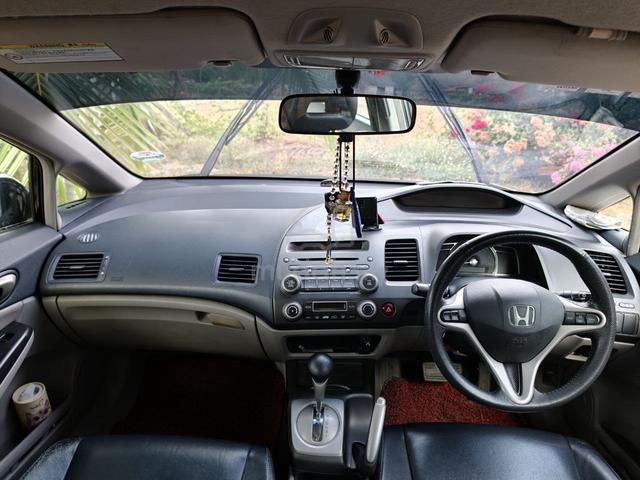 2012 Honda CIVIC 1.8 S-L iVTEC FACELIFT (A) - 4