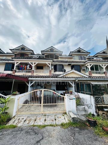Rumah Teres 2.5 Tingkat Untuk Dijual Taman Perpaduan Permai, Bercham 1
