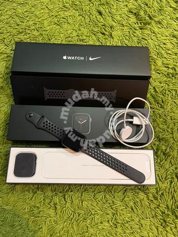 Apple Watch S5 Nike 44MM - Mobile Phones \u0026 Gadgets for sale in Cheras,  Kuala Lumpur