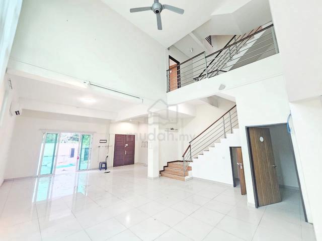 3-storey Semi-Detached House in Greenlane [ CORNER unit / LOW RENT ! ] 1