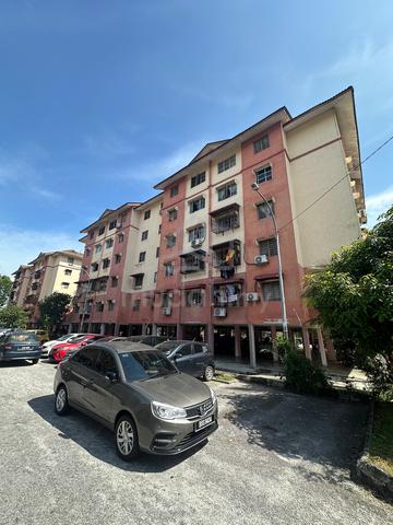 FEMALE only Sharing Room in Flat PKNS Seksyen 7 Shah Alam Near UITM 1